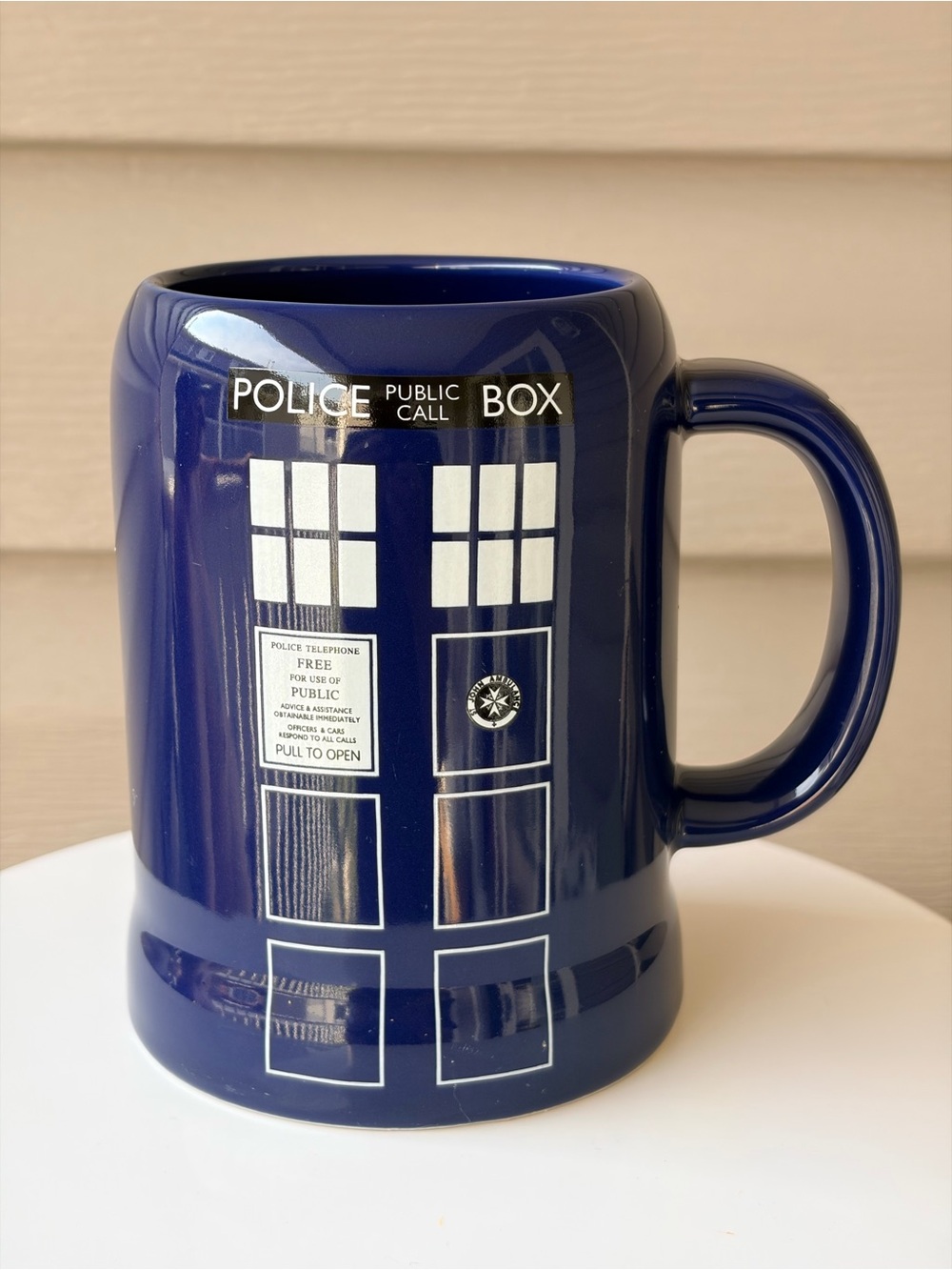 2016 Doctor Who TARDIS Ceramic Stein/20oz/5.5” Tall Blue Ceramic Mug/EUC
